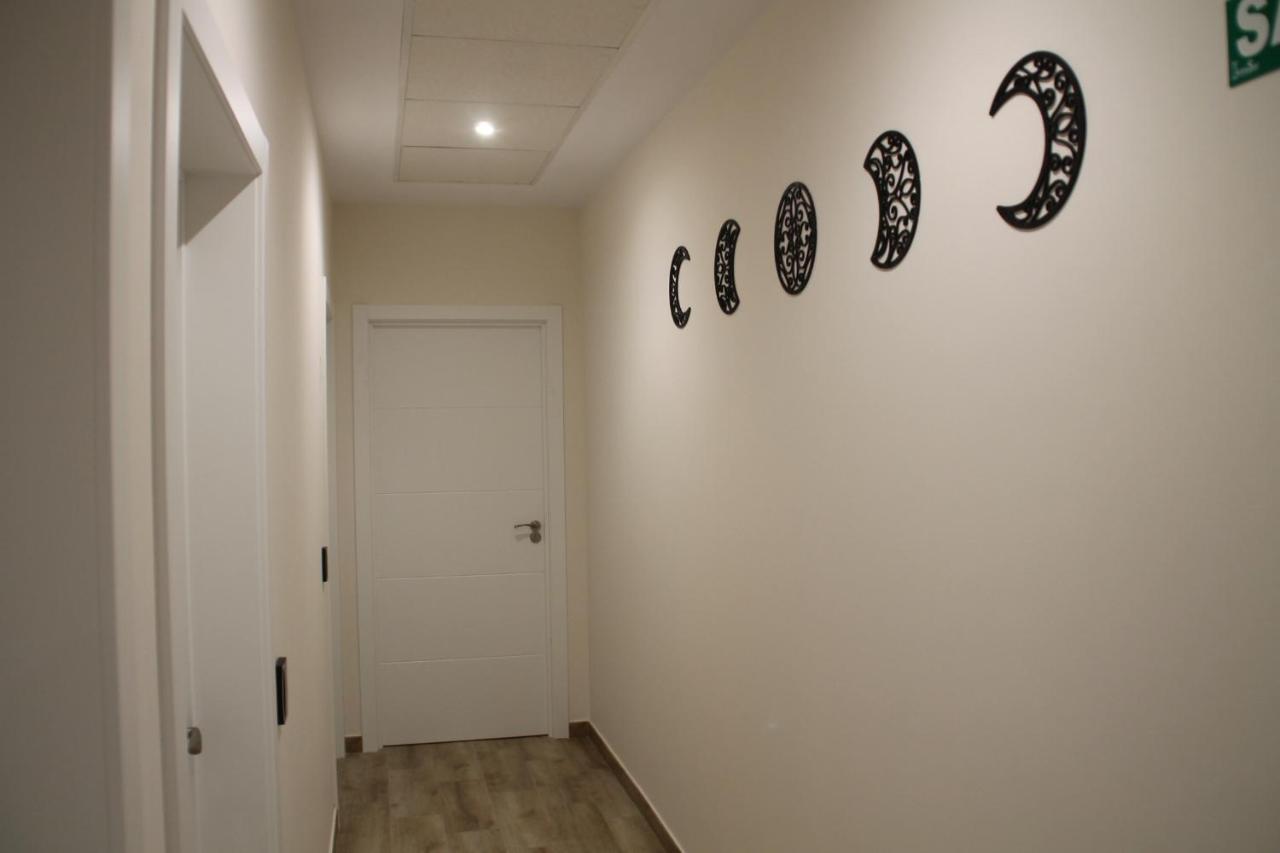 Baixo A Lua Rooming Sarria Extérieur photo