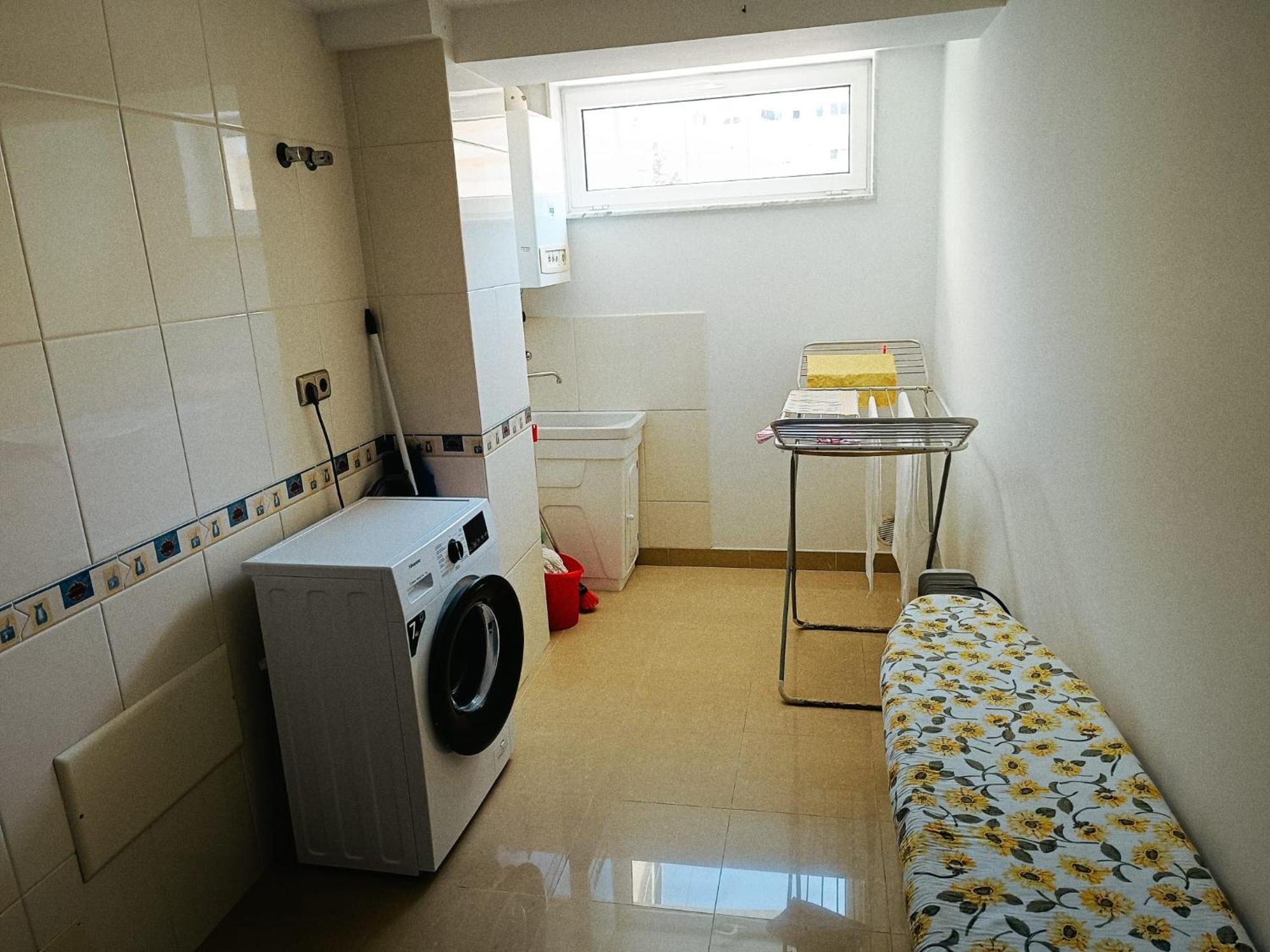 Baixo A Lua Rooming Sarria Extérieur photo